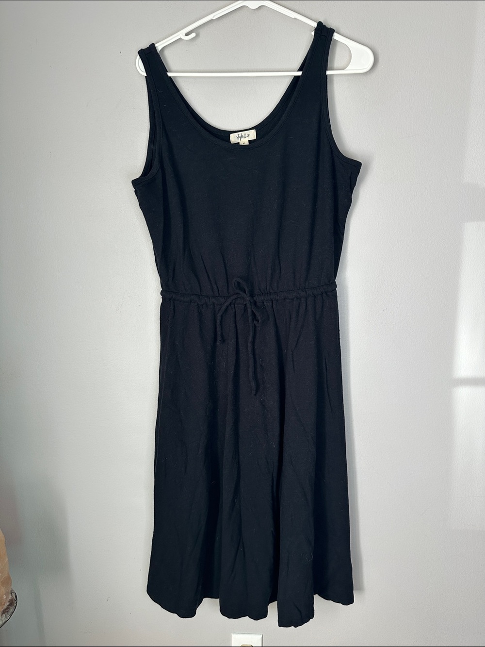 Style & co sleeveless black midi dress size M NWT